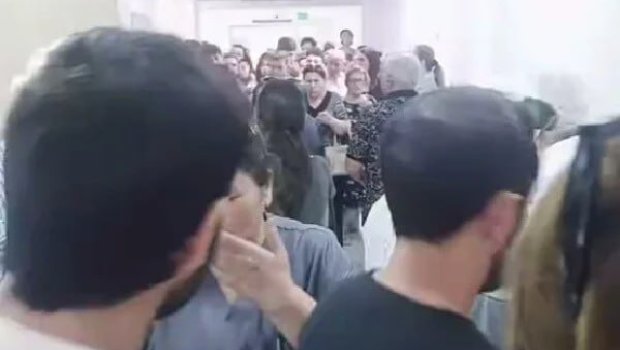 Sumqayıt xəstəxanasında əlbəyaxa dava &ndash; Video