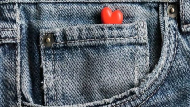 Cins şalvarların niyə kiçik cibi var? - 150 illik tarix