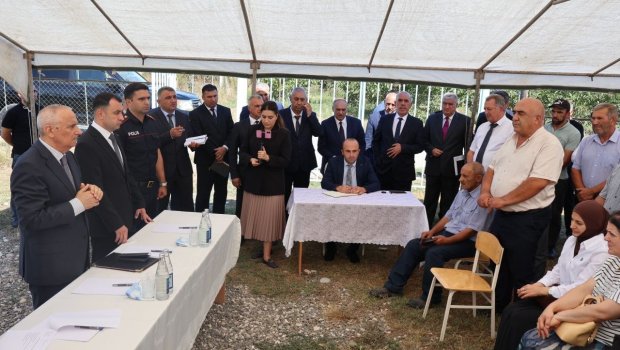 Qusarda sakinlər icra başçısı ilə görüşdə iki əsas məsələni qaldırdı - FOTO