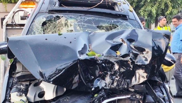 Gəncədə KIA &ldquo;Opel&rdquo;lə toqquşdu - Yaralılar var - FOTO