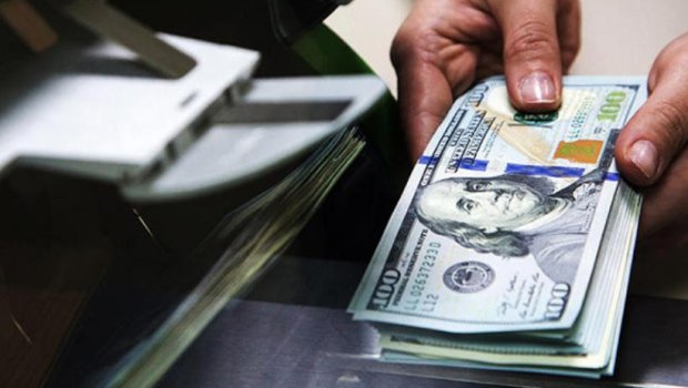 Mərkəzi Bankın valyuta ehtiyatları 15 milyard dolları ötdü