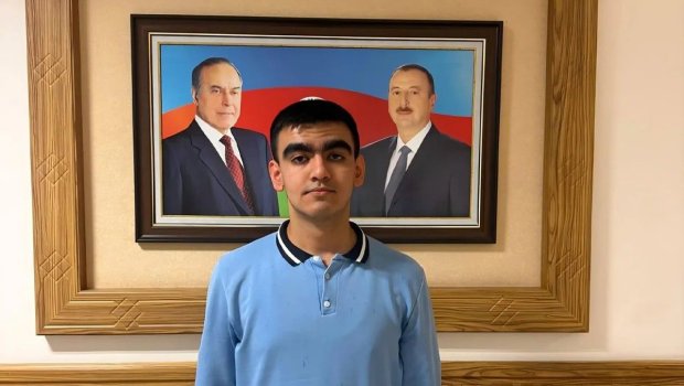 300 baldan 627 bala: Əhməd Hüseynovun qeyri-adi qəbul uğuru