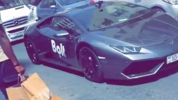 Bakıda &ldquo;Lamborcini&rdquo; ilə taksi fəaliyyəti&hellip; - Açıqlama