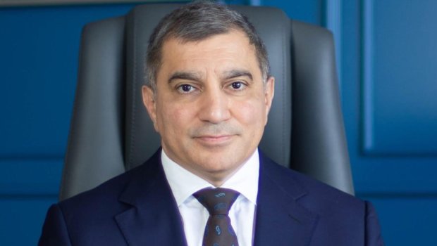 Ruslan Əlixanov vəzifəsindən azad edildi