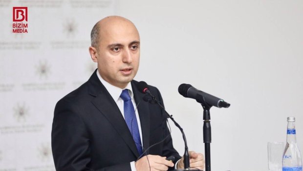 Emin Əmrullayevdən təhsil ekspertləri haqqında: "Məişət səviyyəsində müzakirə edirlər"