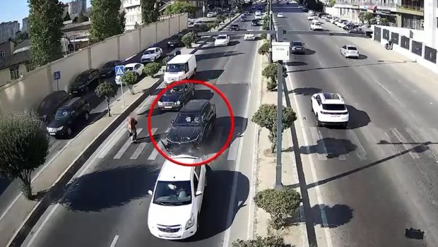 Piyada keçidləri ilə bağlı sürücülərə XƏBƏRDARLIQ - VİDEO