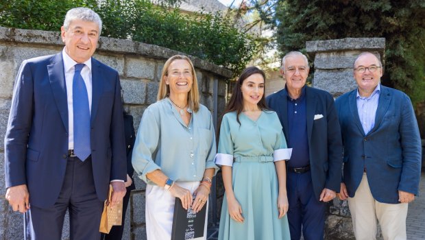 Leyla Əliyeva Madriddə xüsusi qayğıya ehtiyacı olan uşaqların məktəbində - FOTO