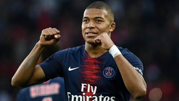 Mbappe ən yaxşı gənc futbolçunun adını AÇIQLADI