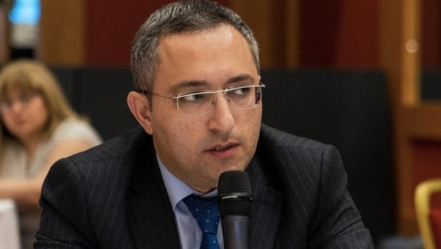 Rəşad Həsənov maliyyə nazirinin müşaviri təyin olundu