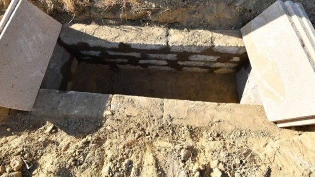 İnsan vəfat etdikdə, öz həyətində dəfn edilə bilər? &ndash; Vacib QAYDALAR