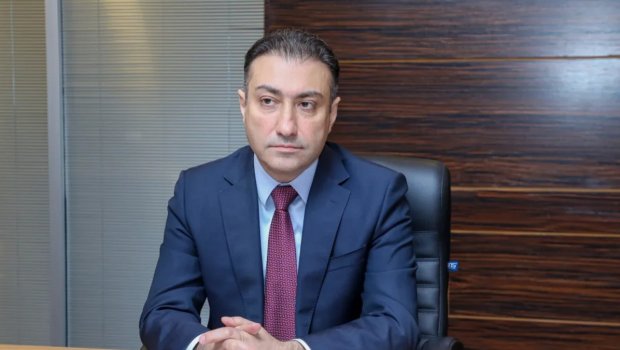 Anar Bayramov daha bir xəstəxananın direktorunu işdən çıxardı - FOTO