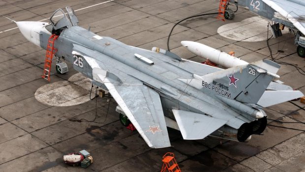 Ukrayna ordusu Krımda Rusiyanın Su-24 təyyarəsini vurdu