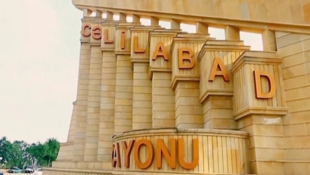 Cəlilabadda sürücü yük maşınını təmir edərkən altında qaldı