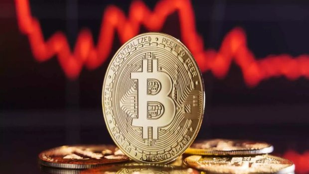 &ldquo;Bitcoin&rdquo;in qiyməti yenidən 81 min dolları ÖTDÜ