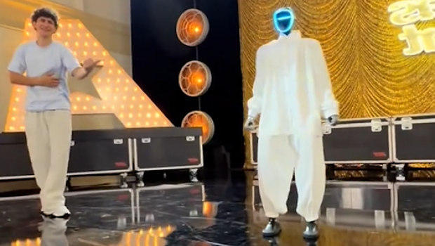 Robot mürəkkəb döyüş hərəkətlərini necə öyrəndi? &ndash; VİDEO