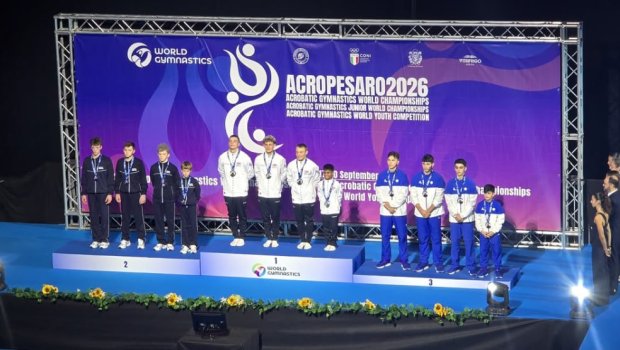 Azərbaycanın yeniyetmə akrobatları Dünya yarışında 2 medal qazandı - FOTO