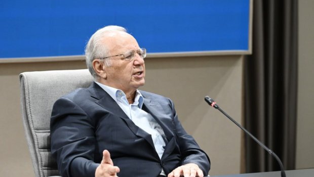Həsən Həsənov: &ldquo;Tanrıçılığa yaxın olduğu üçün albanların çoxu islamı qəbul etdi&rdquo;