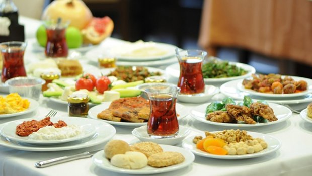 Yeyib-içmək qanlı bitdi