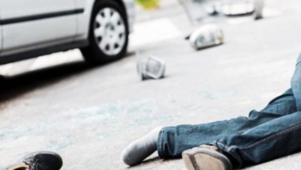Sumqayıtda "Chevrolet" piyadanı vurub öldürdü