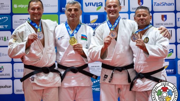 Veteran cüdoçularımız qızıl medal qazandı - FOTO
