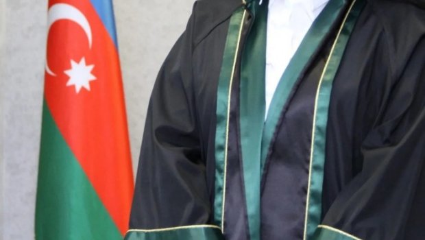 Bir vəkil kollegiyadan çıxarıldı - İki nəfərə töhmət verildi