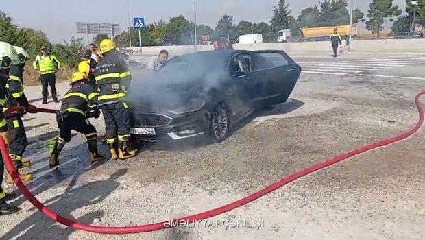 Qobustanda avtomobil yandı - VİDEO