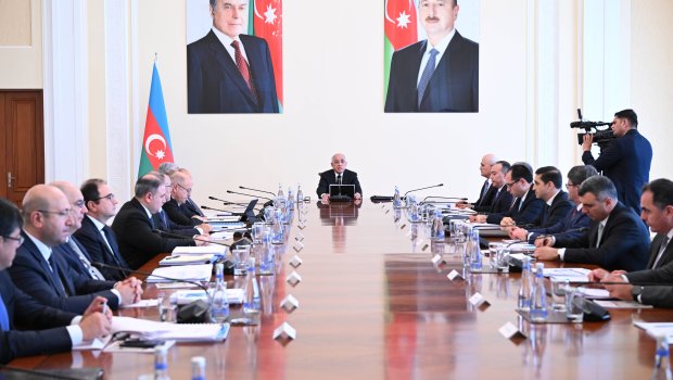 Nazirlər Kabinetində 2027-ci ilin dövlət büdcəsi müzakirə edildi - FOTO