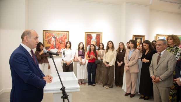 Bakıda &ldquo;Birgə Rənglənən Tarix&rdquo; adlı sərgi açılıb &ndash; FOTO
