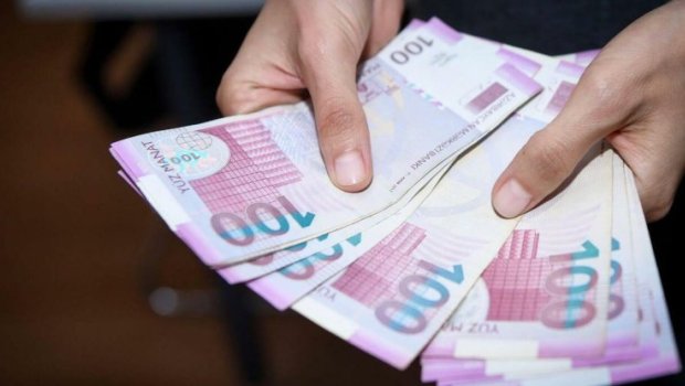 Azərbaycanda bu şəxslər məzuniyyətə çıxanda əlavə pul alacaqlar