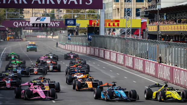 Bakıda keçirilən "Formula 2" üzrə Azərbaycan Qran-prisində ikinci əsas yarış başlayıb