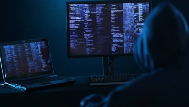 Hakerlər Pentaqon bazalarından 3 milyon şəxsin məlumatlarını əldə etdi