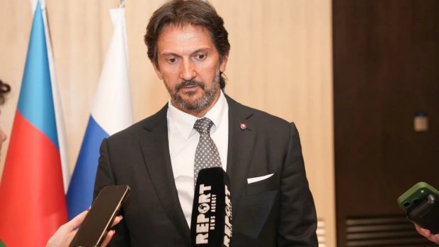 Slovakiyanın müdafiə naziri Azərbaycana gəldi