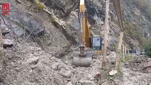 Sürüşmə baş verən Quba-Xınalıq yolunda son vəziyyət &ndash; VİDEO