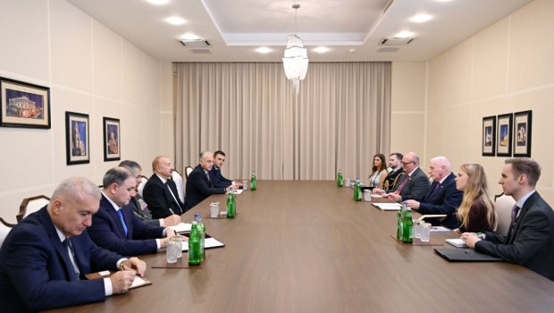 Prezident Birləşmiş Krallığın müdafiə üzrə dövlət nazirini qəbul etdi &ndash; FOTO