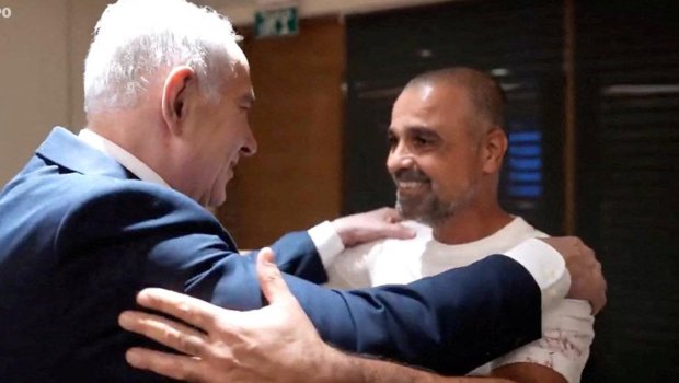 "Flydubai" reysində sərnişinləri xilas edən şəxs santexnik imiş - Netanyahu ilə SƏMİMİ SÖHBƏT - FOTO/VİDEO