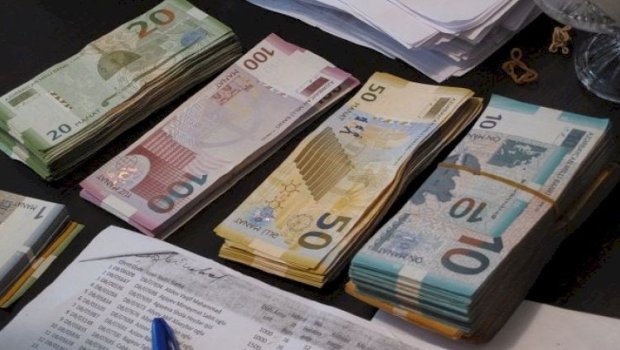 Pul köçürərkən diqqətli olun: Bir səhv yüzlərlə manata başa gələ bilər