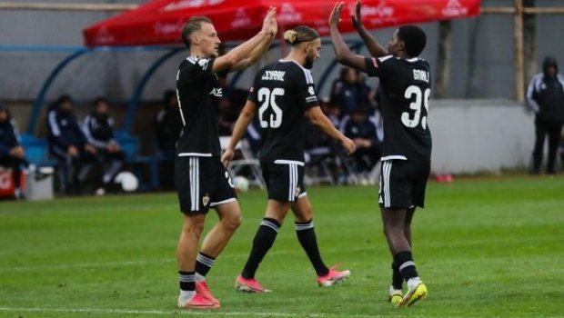 "Qarabağ" "Zirə"yə qalib gəldi