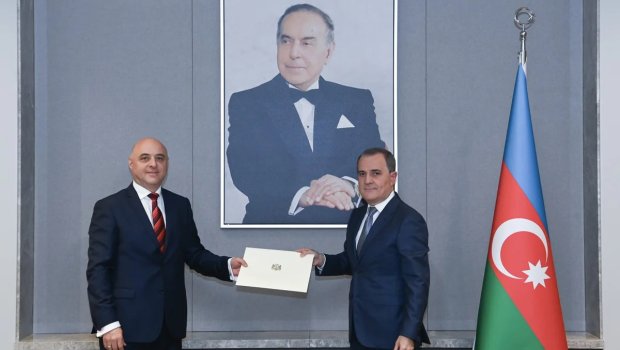 XİN başçısı Gürcüstanın Azərbaycana yeni təyin olunmuş səfirini qəbul etdi - FOTO