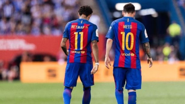 &ldquo;Futbolu daha çox sevməyimə səbəb oldun&rdquo;