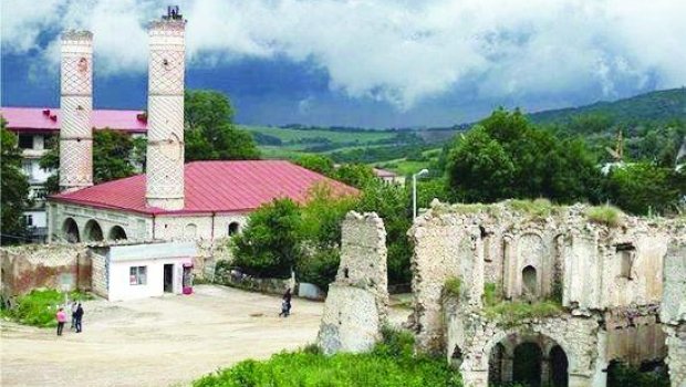 Amerikalı səyyah: Qarabağda bərpa işləri heyrətamizdir