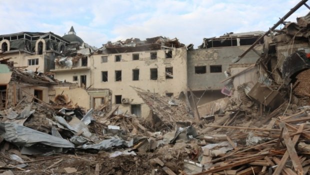 Gəncə terrorunun şahidləri: 6 il keçsə də, həmin gecənin ağrısı unudulmayıb - FOTO