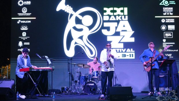 Bakı Caz Festivalı İçərişəhərdə başa çatdı - FOTO