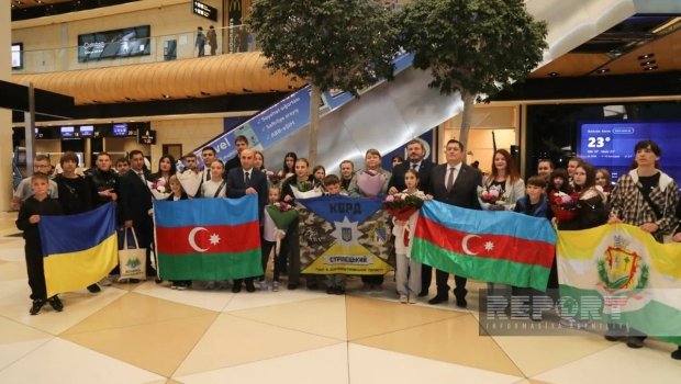 Ukraynadan daha 30 uşaq reabilitasiya üçün Azərbaycana gətirildi - FOTO