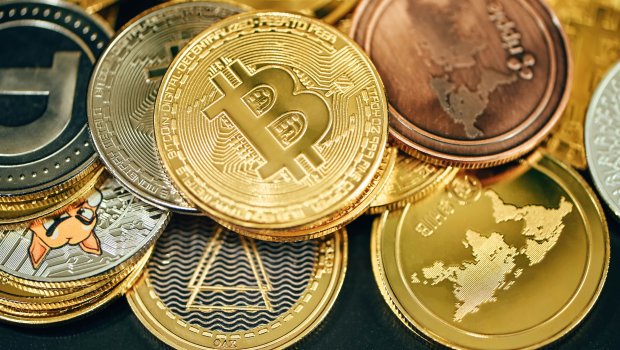 &ldquo;Bitcoin&rdquo;in qiyməti 83,2 min dollara endi