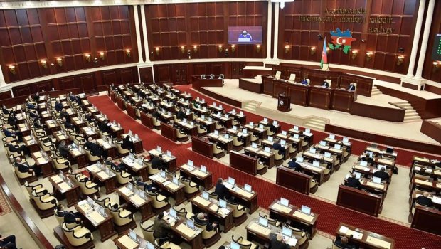 Milli Məclisin İCLASI BAŞLADI &ndash; Hansı məsələlər müzakirə olunur?
