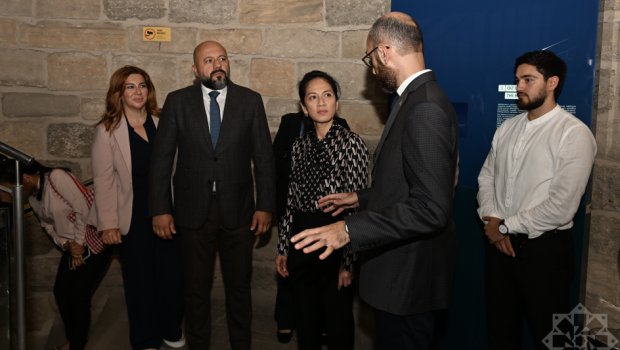 Kamboca Krallığının birinci xanımı İçərişəhərdə - FOTO