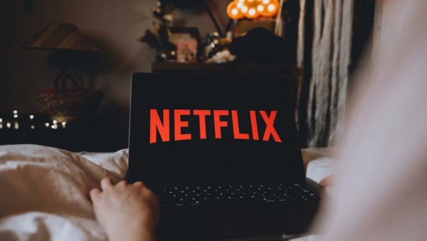 &ldquo;Netflix&rdquo;də KÜTLƏVİ İXTİSAR: 1 000 nəfər işini itirəcək