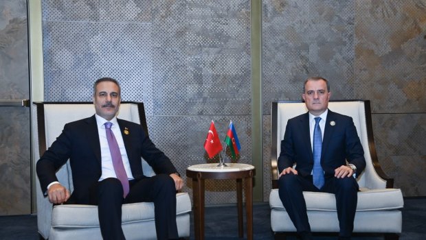 Ceyhun Bayramov Hakan Fidanla Azərbaycan-Türkiyə münasibətlərinin cari vəziyyətini MÜZAKİRƏ ETDİ