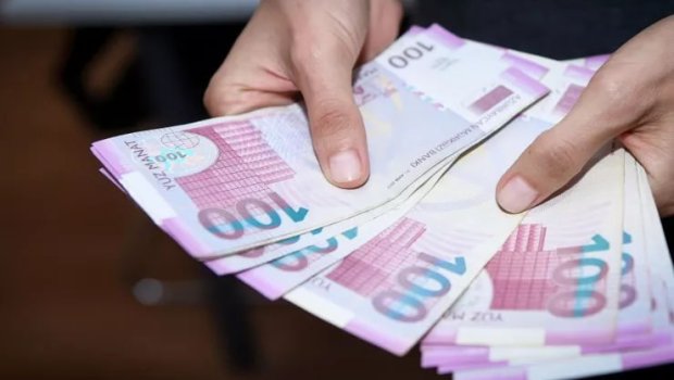 900 manat maaş alır, 840 manat aliment tutuldu - VƏKİL DANIŞDI