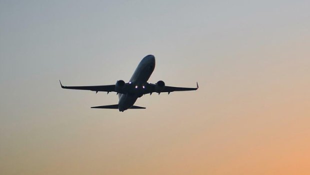 Azərbaycanda hava nəqliyyatı ilə sərnişindaşımaları ARTIB